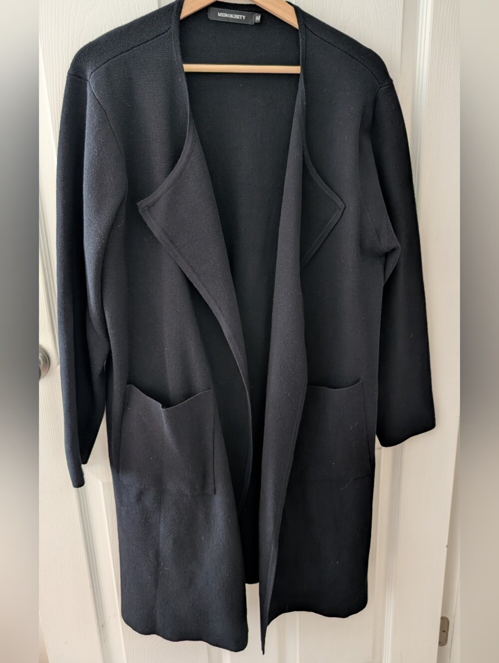 Knit Black Open-Front Coatigan - Picture 2 of 6